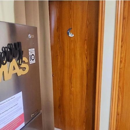Kot Nu - Beach Themed Apartment - 3 Mins Walk From The Sea Flic en Flac Exterior photo