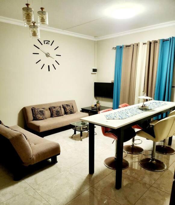 Kot Nu - Beach Themed Apartment - 3 Mins Walk From The Sea Flic en Flac Exterior photo